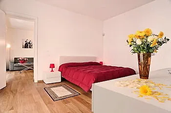 Rent In Rome - Vatican Apartments 0*,